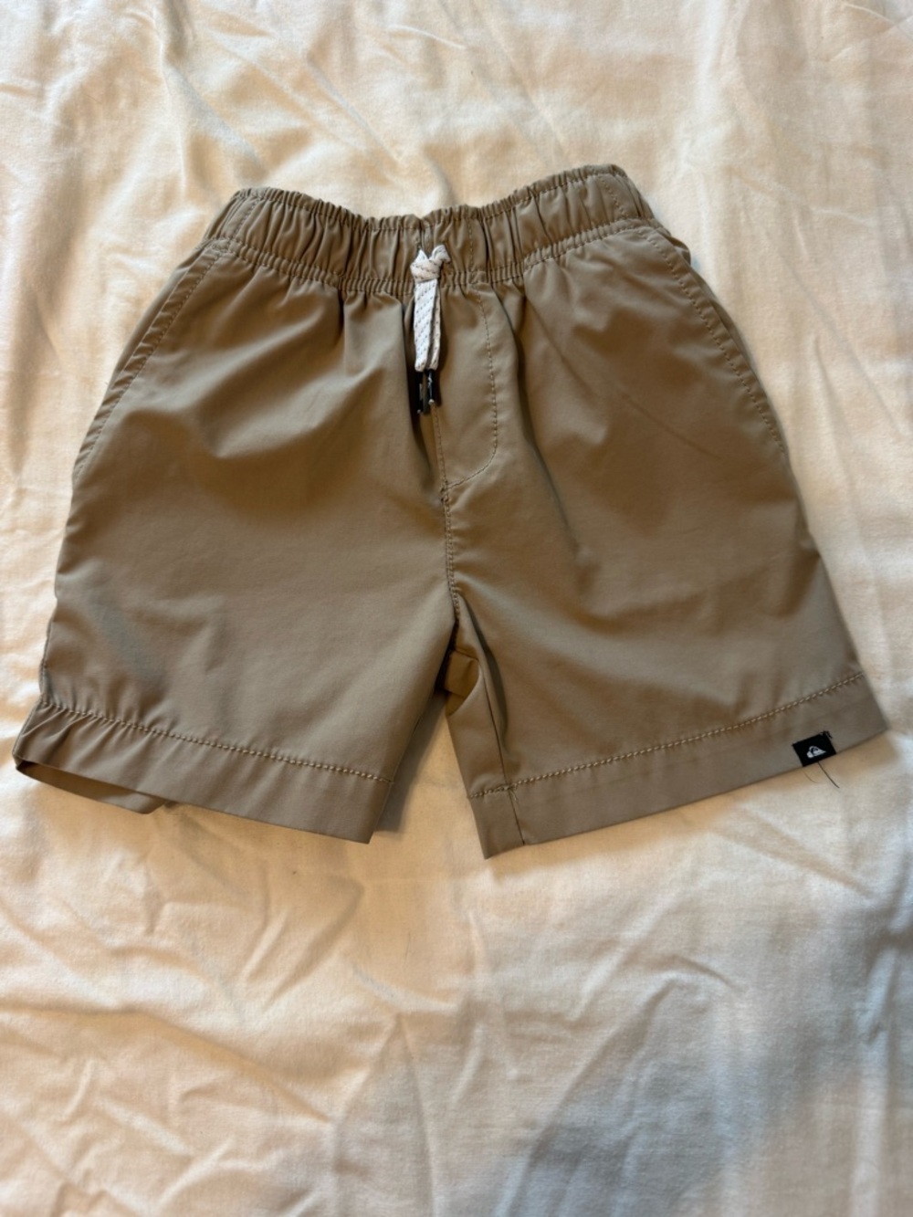 Quiksilver Coral Tank with Khaki Shorts Set - Picture 4 of 5